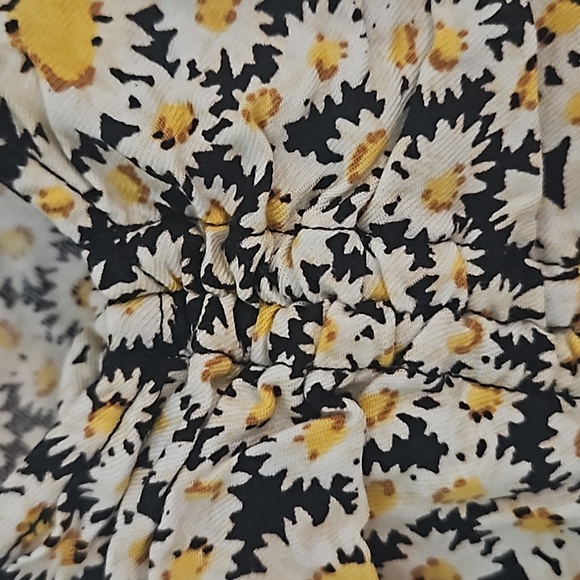 AE Cropped Floral Tee - XS - Picture 3 of 7